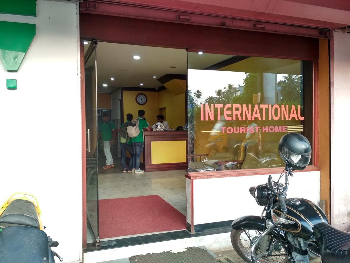 International Tourist Home โคชิโคด ภายนอก รูปภาพ