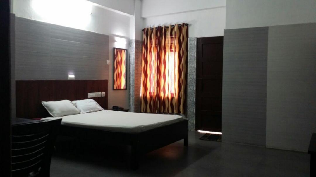 International Tourist Home โคชิโคด ภายนอก รูปภาพ